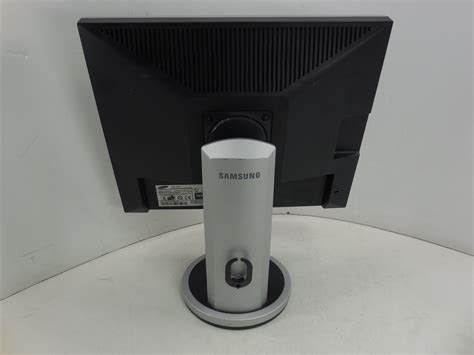 ЖК-монитор 19" Samsung SyncMaster 940UX
