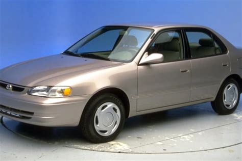 The Story of the 1999 Toyota Corolla: Reliable to a Fault