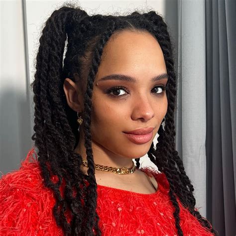 Sisi Stringer - Bio, Age, Height, Wiki | Models Biography