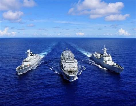 喜讯！4月23日海军将举行史上规模最大阅兵：三款巨舰值得期待_舰艇