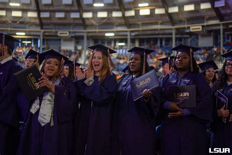 LSUA Spring 2021 Graduation 的图像结果