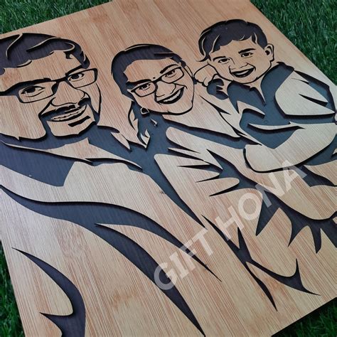 Wooden Family Portrait ( Max. 4 Faces ) 30x24 inch – Gifthona
