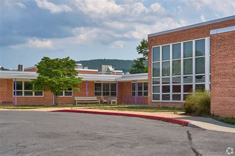 Smithsburg, MD City Guide | About Living in Smithsburg - Homes.com