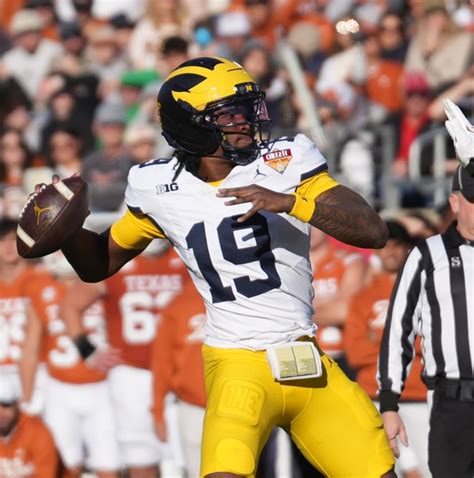 Michigan Recruiting Insider: Staff changes, Peter Bourque decommitment, & more