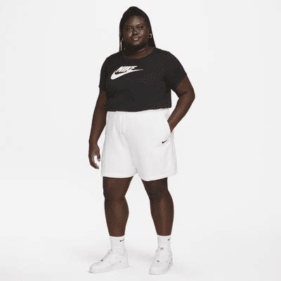 Nike Sportswear Essentials Women's Logo T-Shirt (Plus size). Nike IN