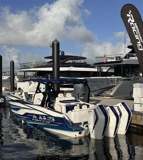Mercury Racing Miami Event Draws Boaters - Poker Runs America