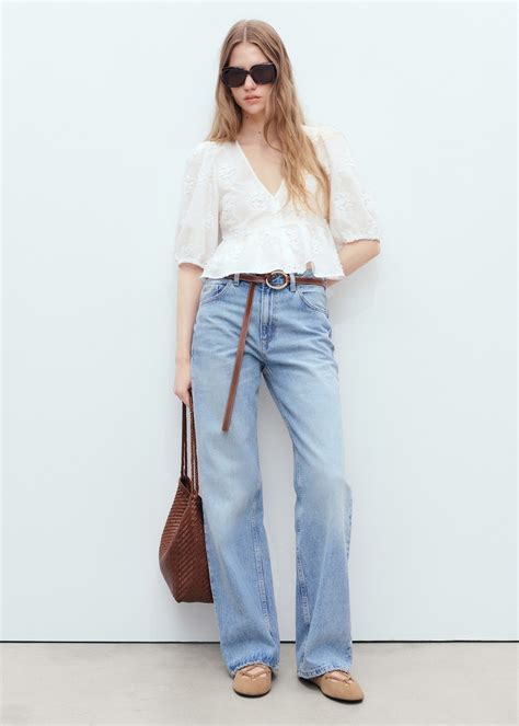 7 looks con camisa blanca de mujer | Discover by MANGO