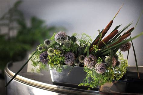 THE MODERN – Emily Thompson Flowers