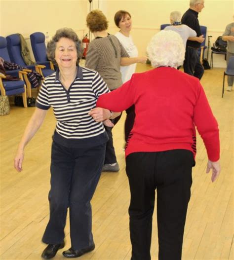 Free Extend Exercise Logo 的图像结果