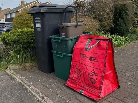 New recycling and waste services rolled out | North Somerset Life