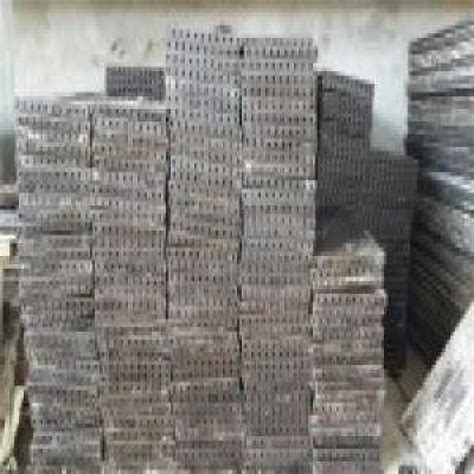 Acro Hunch Plate On Hire In Surat - Aone Scaffolding Supplier