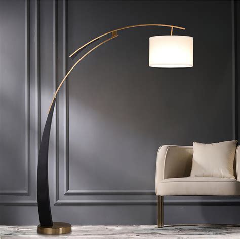 Matterhorn Arc Floor Lamp – Vakkerlight