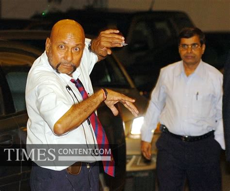 Syed Kirmani Sports Photo BALD ANTICS: Former Indian cr...