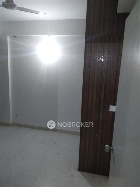 Signature Synera Signature Global Synera Rent - WITHOUT BROKERAGE Semi ...