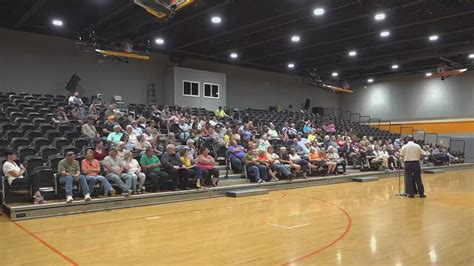 Oneida residents voice concerns over proposed landfill | wbir.com