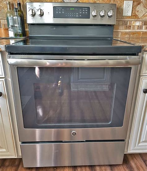 GE vs. GE Profile Appliances (Key Differences & How to Choose)