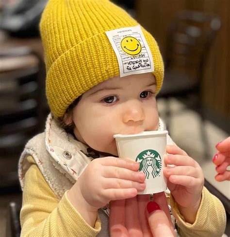 11 Yummy Kids Starbucks Drinks That Are Caffeine-Free (2024)