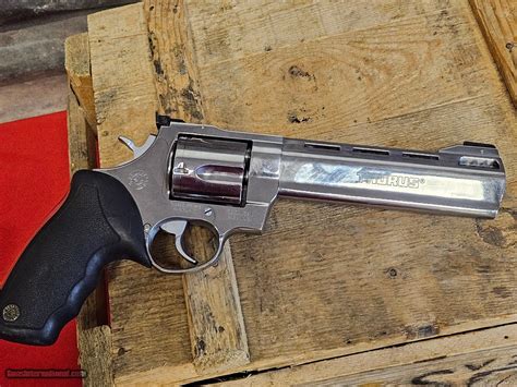 TAURUS 454 CASULL RAGING BULL