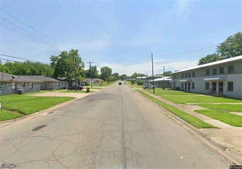 1350 Fitzhugh Ave, Paris, TX 75460 | Homes.com