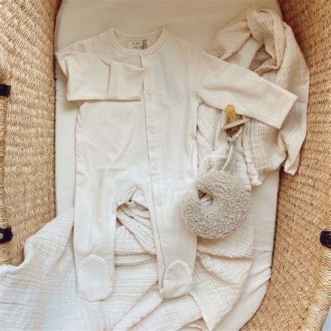 Neutral baby clothes newborn going home outfit | Neutral baby clothes ...