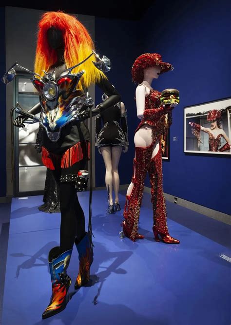 有生之年为自己做一场个人展览，Thierry Mugler做到了