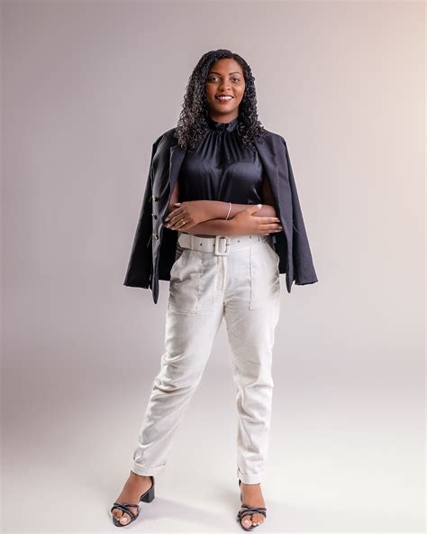 Dra Daniele Lopes | Advogada | Deu bug na separação, reiniciamos o sistema! ️😂! Acontece quase ...