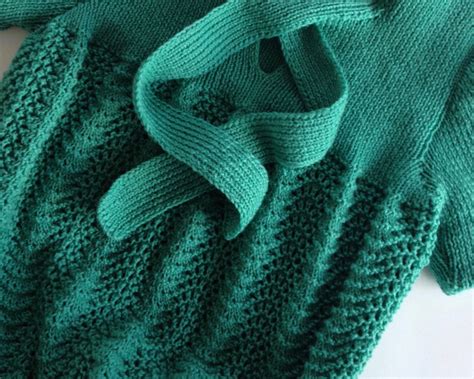 Knitted Sweater Tutorial 的图像结果