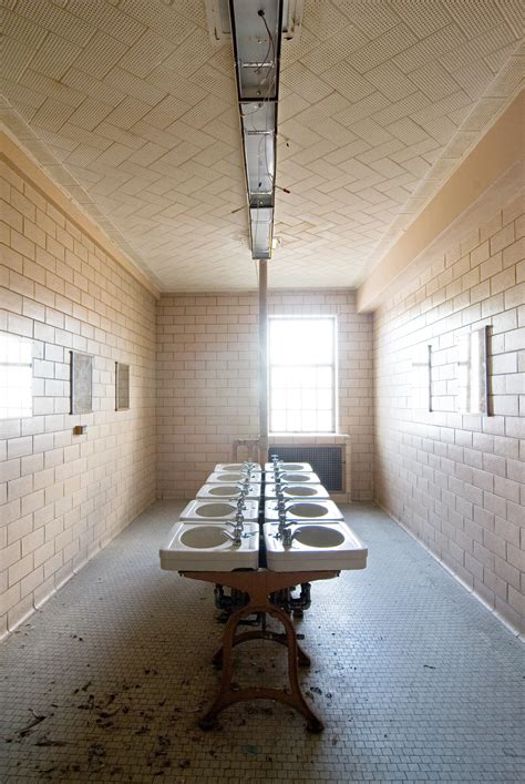 Gallery 3 — New England Ruins