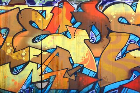 What Does 'SS' Mean on Snapchat? - SlangSphere.com