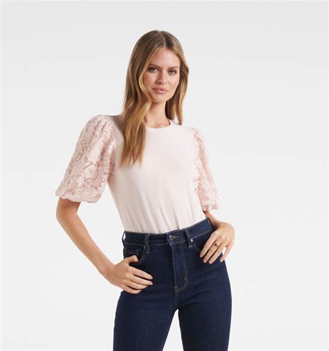 Vikki Lace Puff Sleeve Top