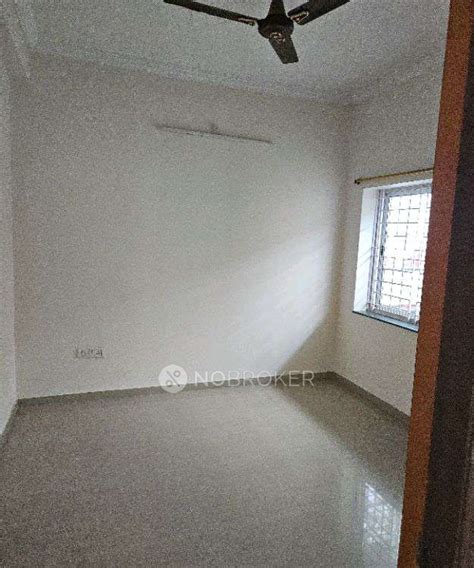 S4, Srila Park Pride Srila Park Rent - WITHOUT BROKERAGE Semi-furnished ...