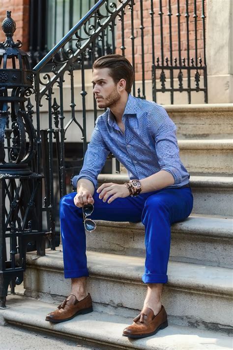 How To Wear Royal Blue Jeans