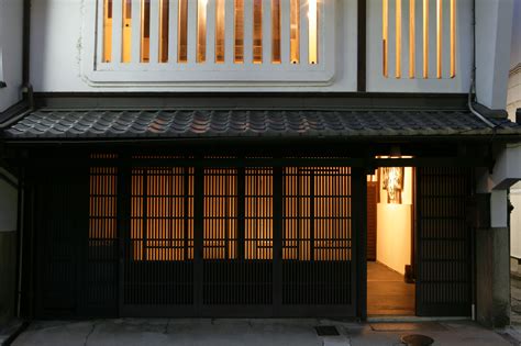 12 Elements That Define a Traditional Japanese Home