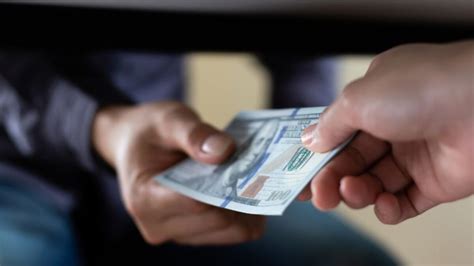 छत्तीसगढ़ में ACB की बड़ी कार्रवाई: लाखों रुपये की रिश्वत लेते पकड़े गए ...