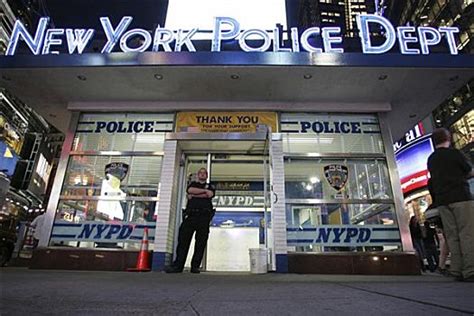 纽约警察局视频素材_ID:VCG42501245872-VCG.COM