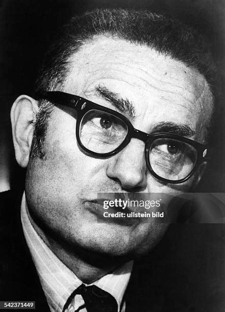 Paul Samuelson Biography 的图像结果