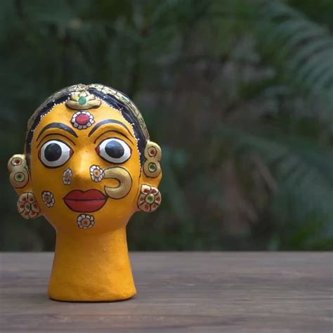 Set of 2 Cherial Bust Figures - Medium – Trove Craft India