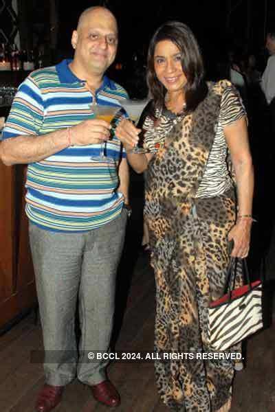Rahul Akerkar and Rashmi Uday Singh (R) at 'Tote Best' restaurant bash ...