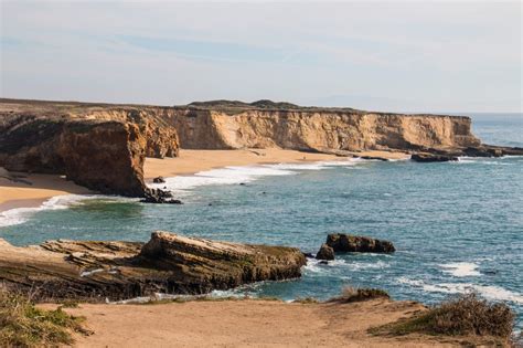 12 Best Monterey Beaches: Things to Do and Where to Stay ...