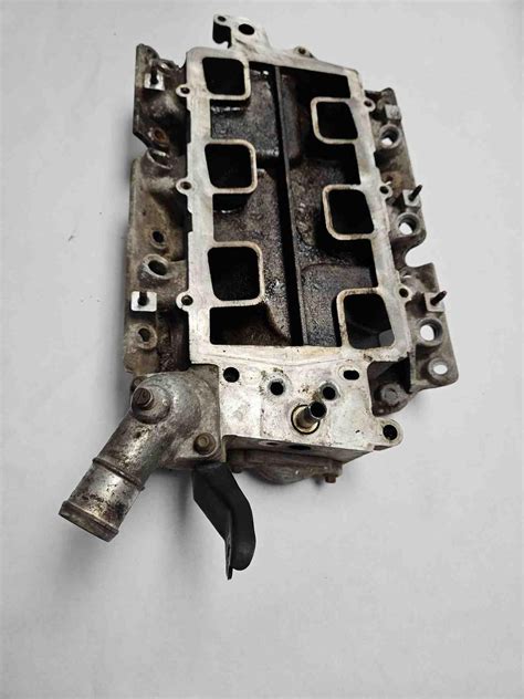 95 96 97 98 99 00 01 02 03 04 05 BUICK PARK AVENUE Upper Intake ...