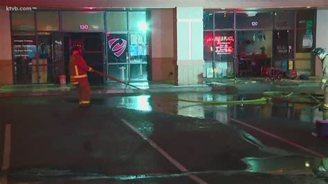 Crews battle fire in Meridian strip mall, nail salon damaged | ktvb.com