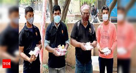 Hyderabad: Home-based kitchen feeds delivery executives for free ...