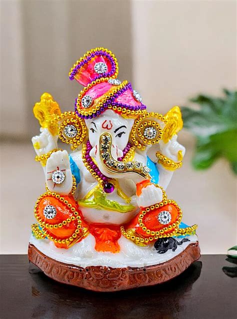 Buy Karigaari India Handcrafted Lord Ganesha Showpiece for Car ...