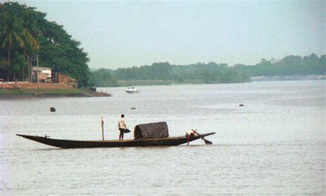A sweet tale by the river Ichamati: Taki, a town in West Bengal, is ...