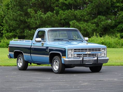 1987 Chevrolet C10 Silverado Pickup Trucks