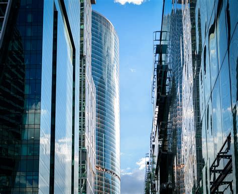 Commercial Real Estate Pictures 的图像结果