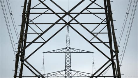 Arbeitsunfall: Junger Handwerker erleidet Stromschlag - UnserTirol24