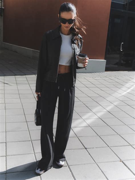 Jersey tie-up trousers with gathers at the waist :: LICHI - Online ...