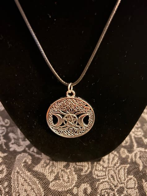 Triple Goddess Tree of Life Pentacle Necklace - Etsy
