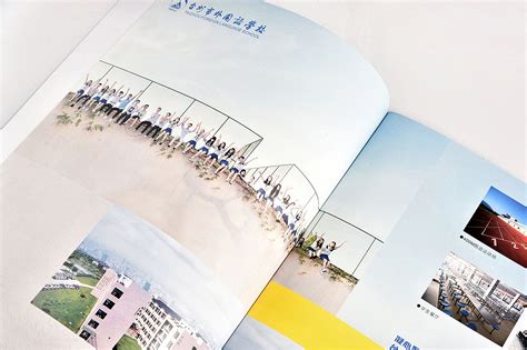 绚丽多彩的校园生活 | 台州外国语学校画册 | 雅格设计_雅格品牌设计-站酷ZCOOL